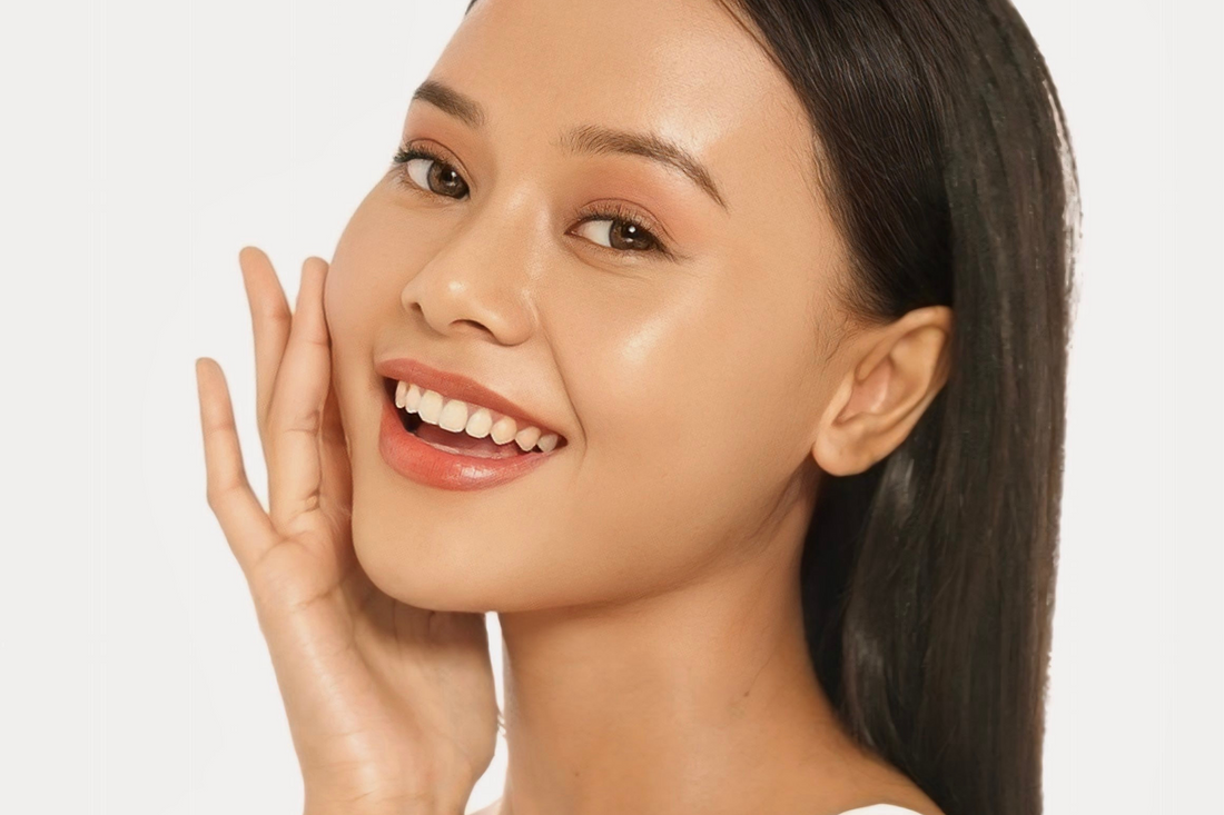 Tidur dengan Makeup? Ini Dampaknya dan Cara Menghindarinya!