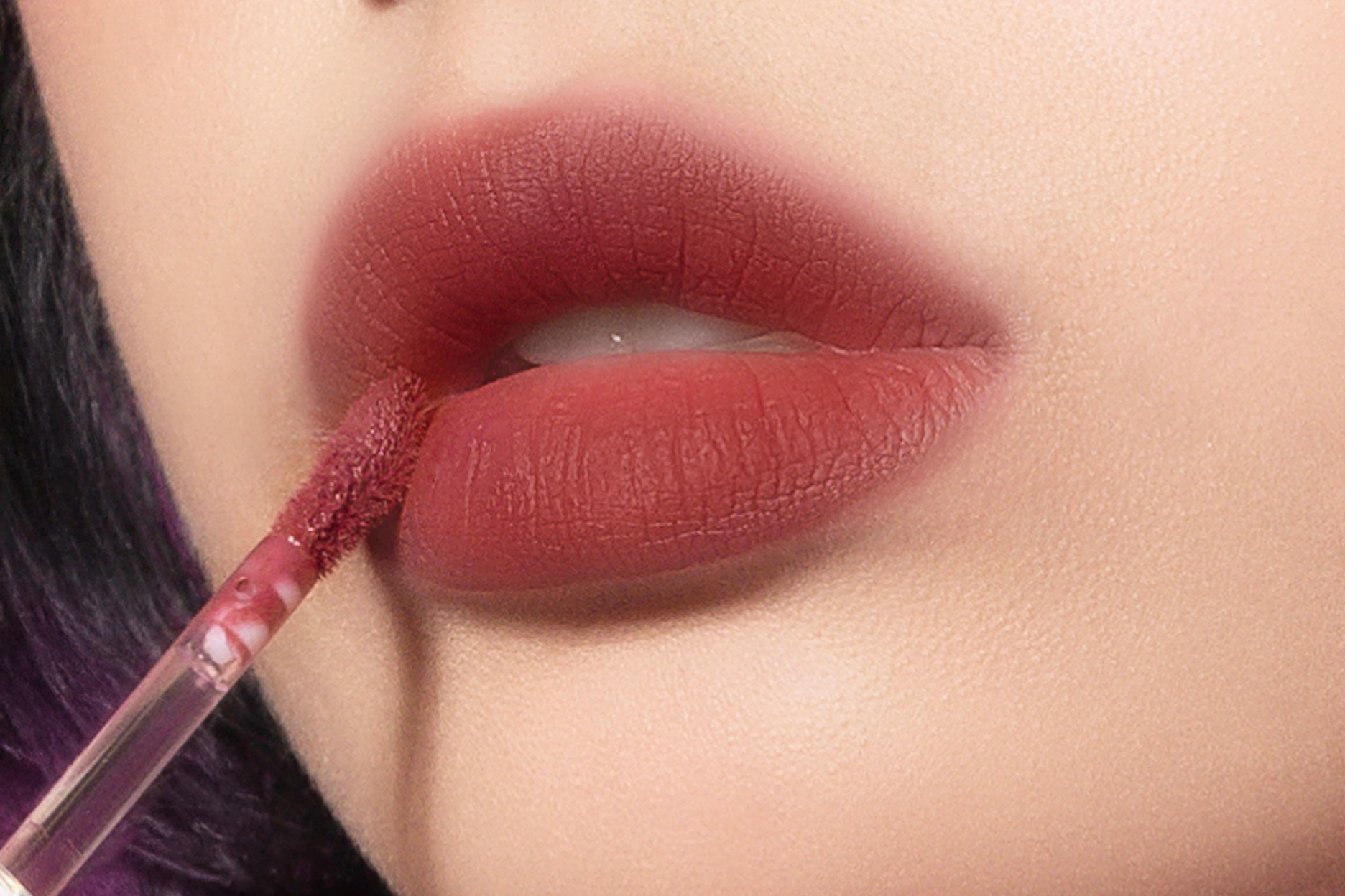 Ombre Bibir Cuma Pakai Lip Velvet? Ikuti Tips Berikut Ini!