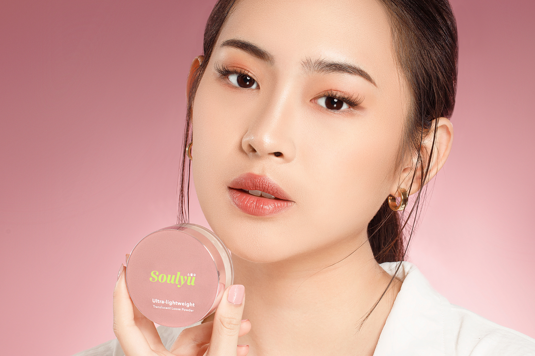 Dapatkan Hasil Makeup Maksimal dengan 3 Tips Loose Powder Ini!