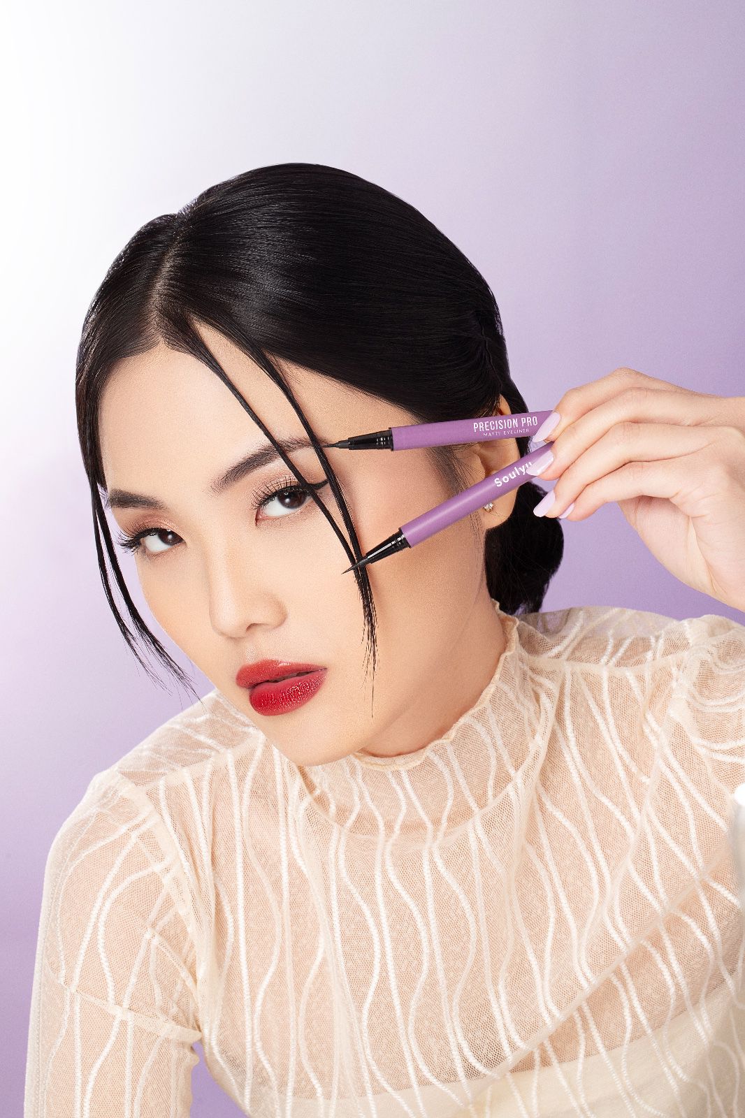 Tips Menyesuaikan Eyeliner dengan Bentuk Mata