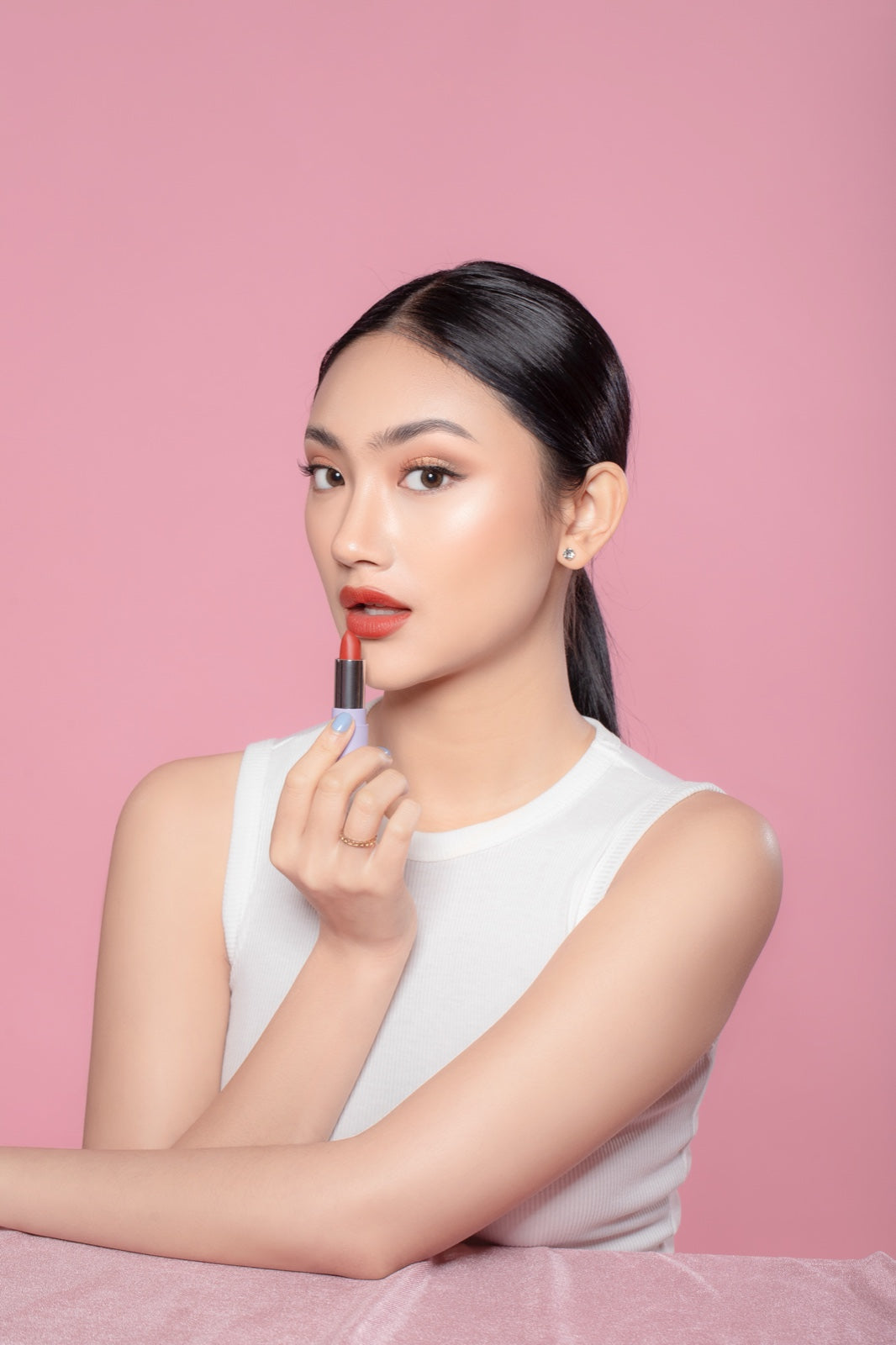 Bagaimana Cara Memilih Produk Lipstik yang Tepat untuk Bibir? Simak Tips Berikut Ini!