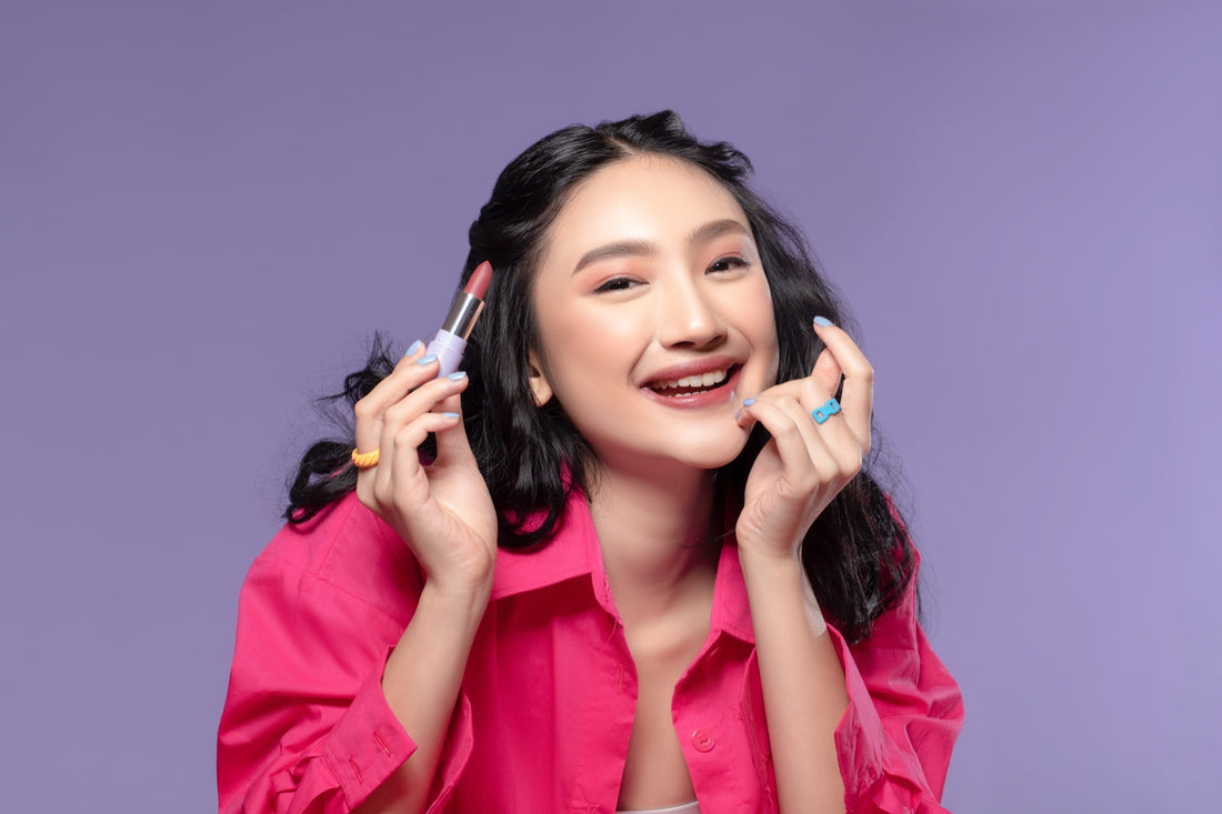 Inspirasi Ombre Lips: Teknik Mudah dengan Lipstik