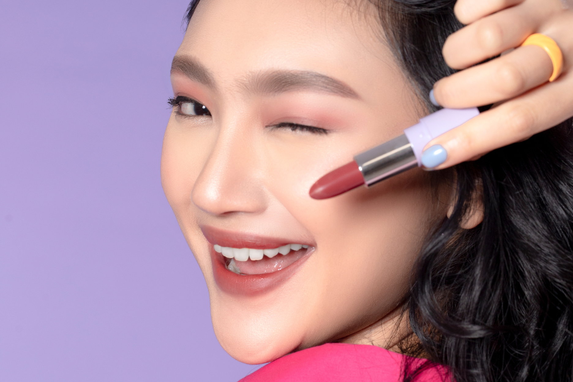 3 Hal Yang Bisa Kamu Lakukan Agar Lipstik Jadi Smooth di Bibir