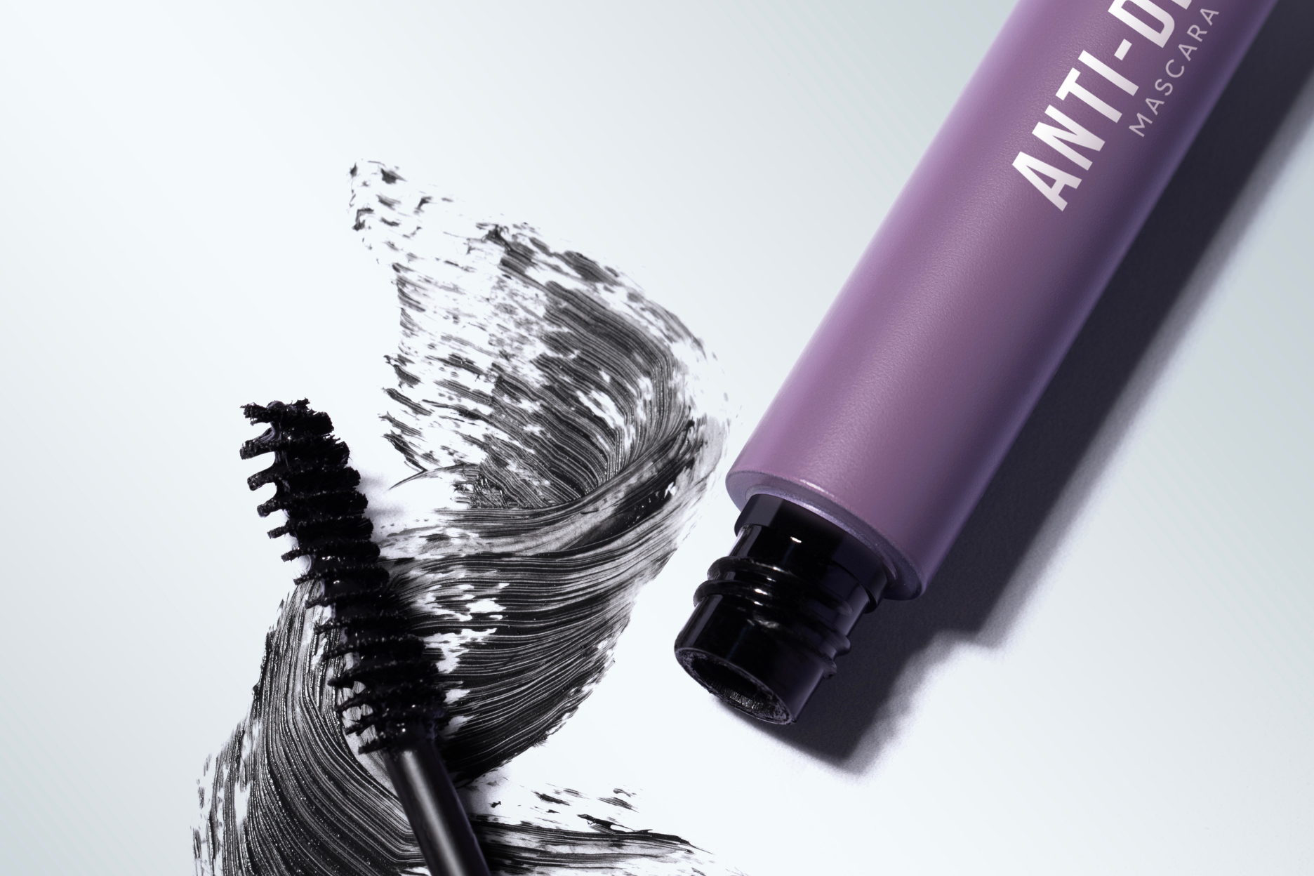 Tips Pakai Maskara Anti Belepotan